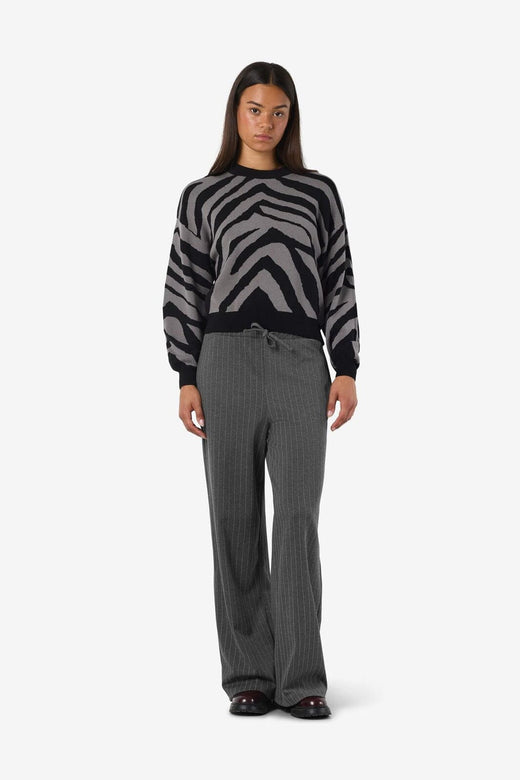 Noisy May - Nmmiel Nw Pinstripe Wide Pants Fwd - 4819975 Dark Grey Melange Bw Pinstripes