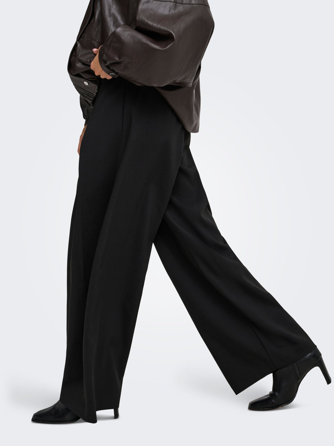 Only - Asmine Pleat Barrel Pant Tlr - 5190043 Black Bukser 
