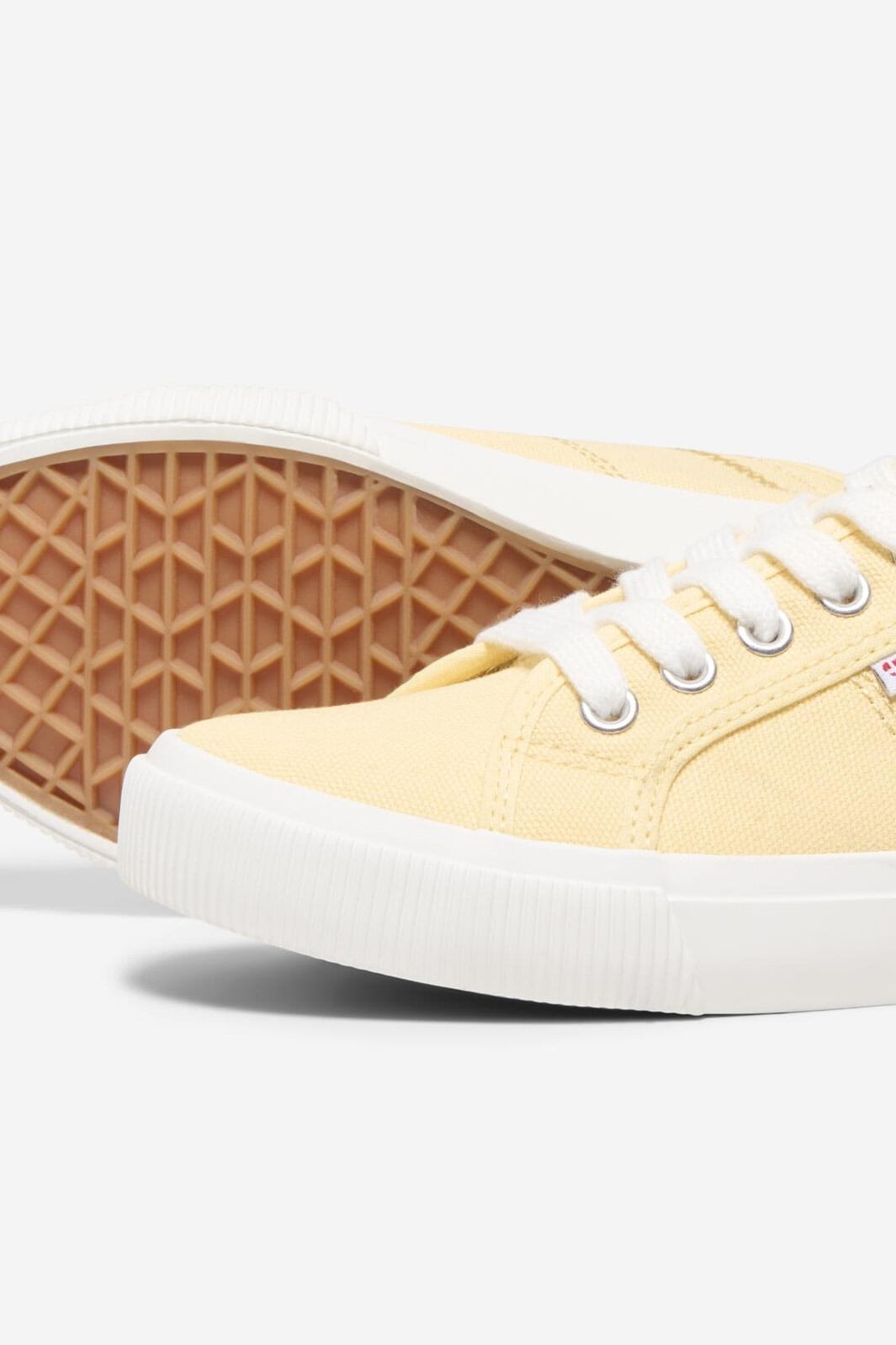 Only Shoes - Onlnicola Canvas Sneaker - 4951347 Sunlight