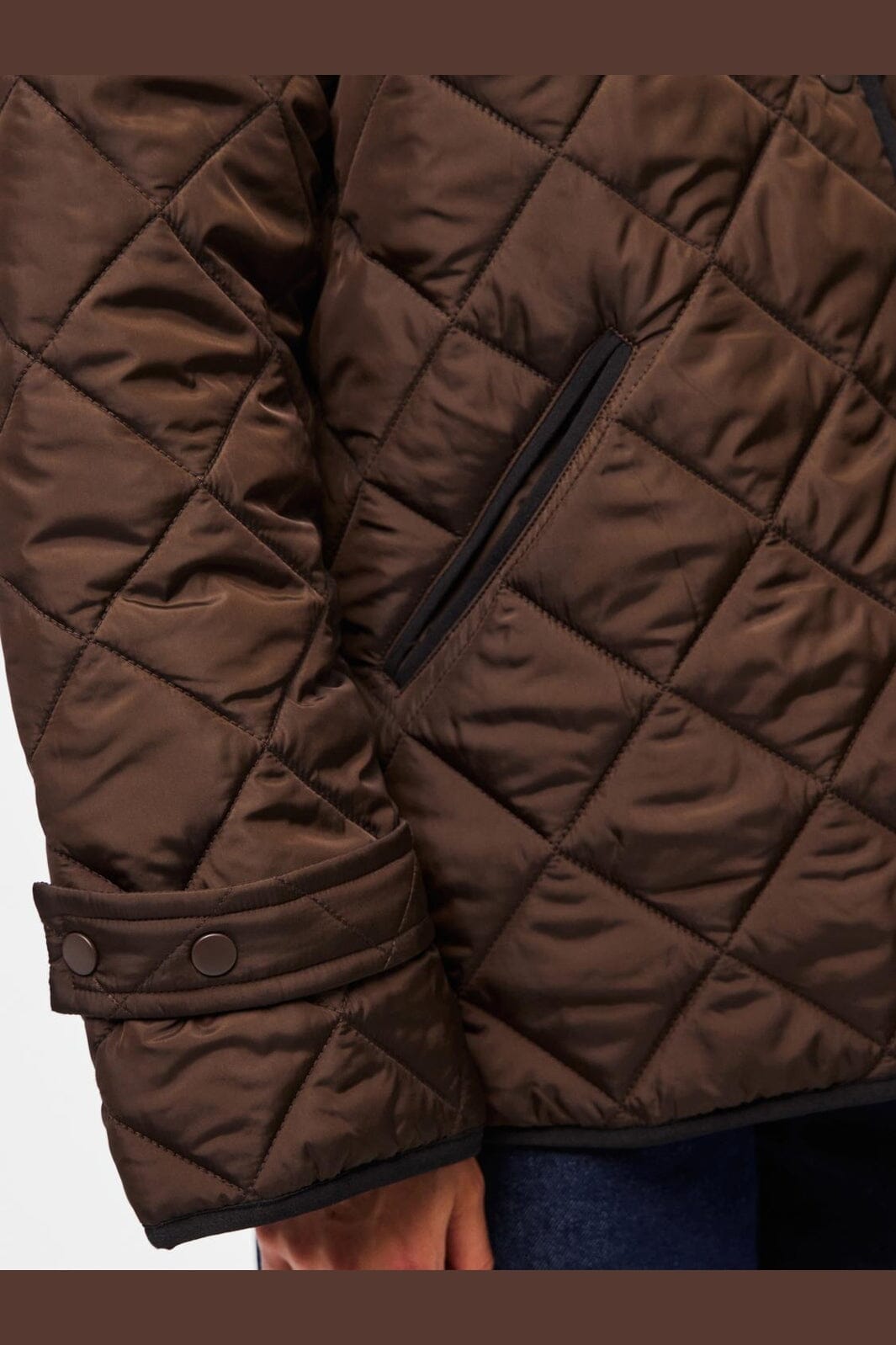 Pieces - Pcemily Short Quilted Jacket - 4816907 Hot Fudge Black Bindings