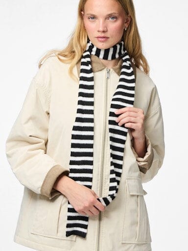 Pieces - Pcjaya Long Narrow Scarf - 4831000 Black Bright White Tørklæder 