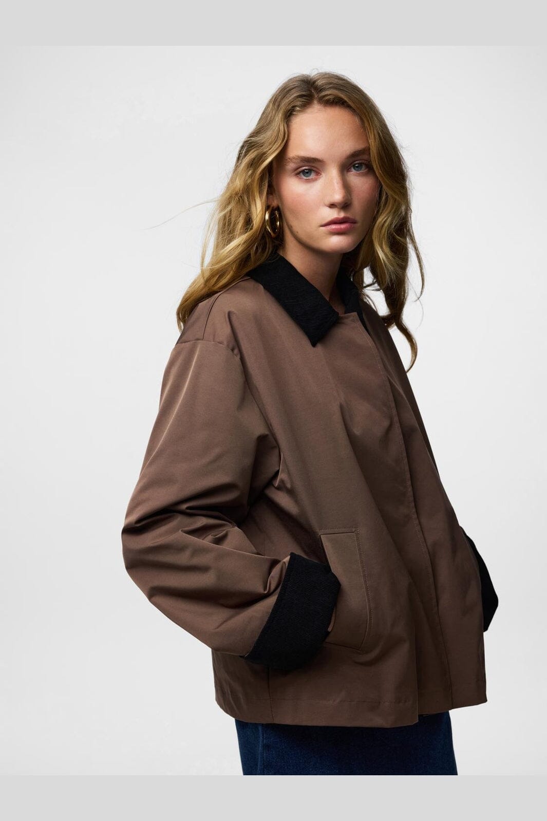 Pieces - Pcjorma Short Light Jacket - 4927144 Coffee Quartz Black