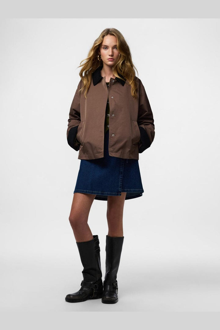 Pieces - Pcjorma Short Light Jacket - 4927144 Coffee Quartz Black