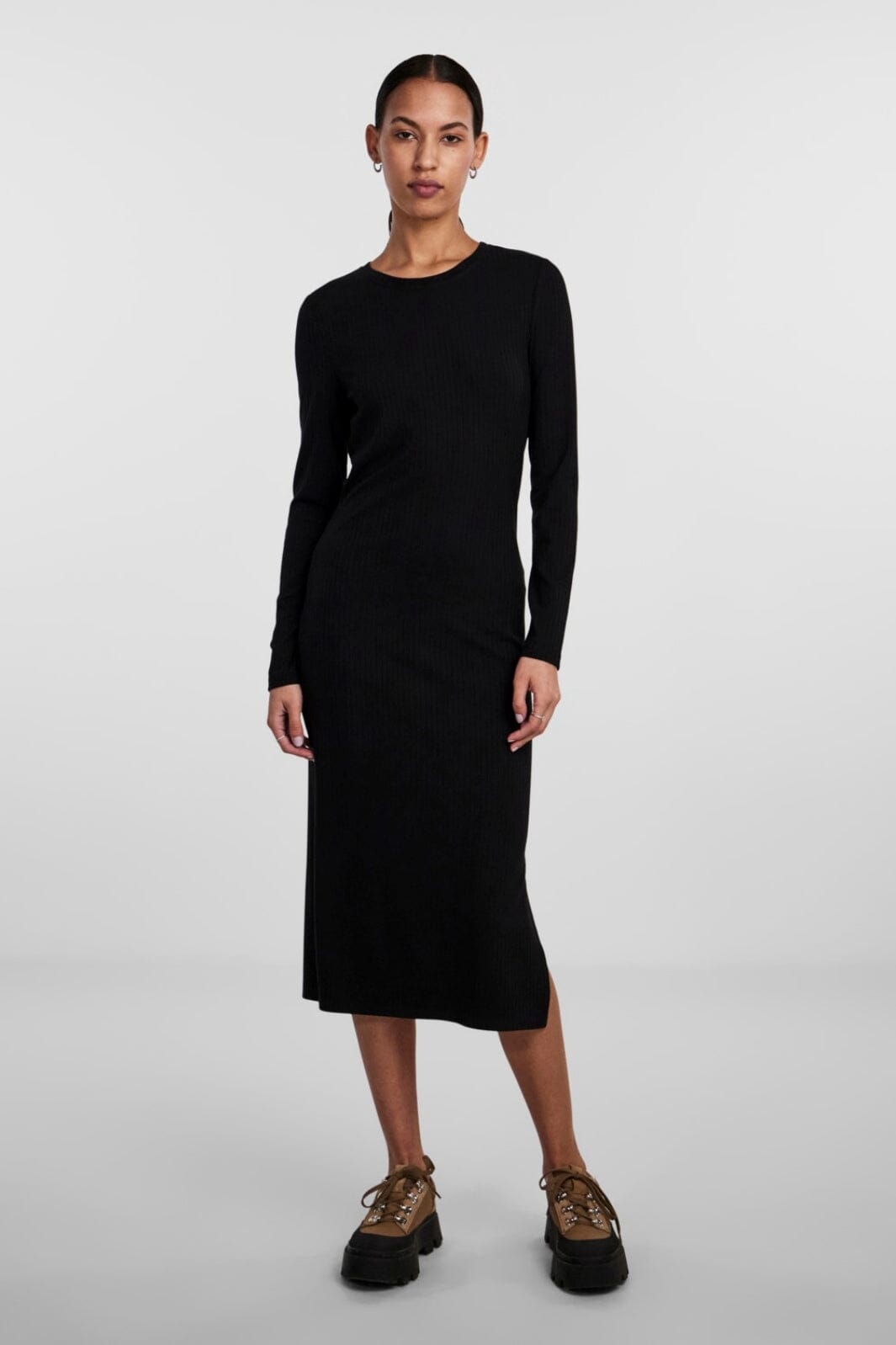 Pieces - Pckylie Ls O - Neck Midi Dress Noos - BlacK Kjoler 