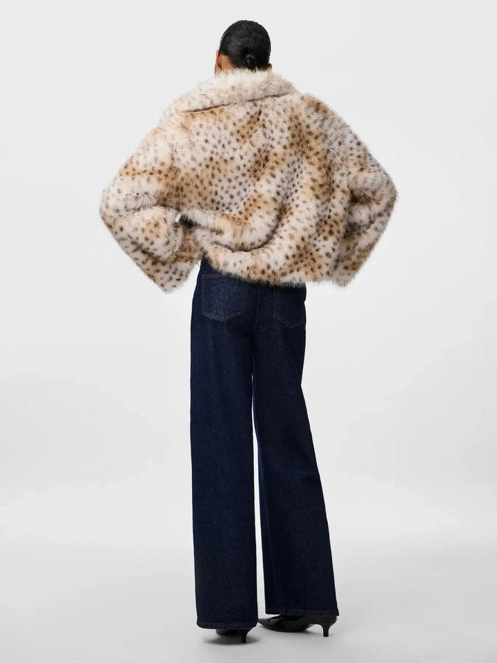 Pieces - Pcplush Short Fluffy Jacket - 5023207 Cloud Dancer Leopard Jakker 