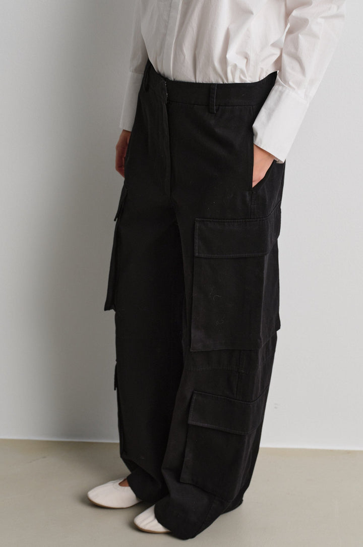 Second Female - Evara Cargo Trousers 61935 - 8001 Black 