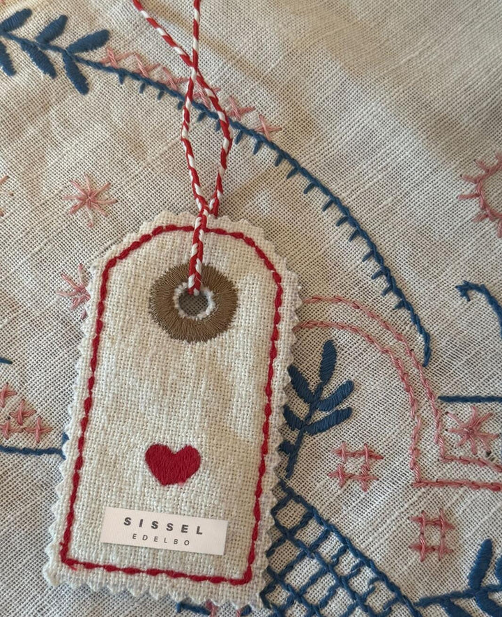 Sissel Edelbo - Manilla Tag Ornament SE 1734 - Snow