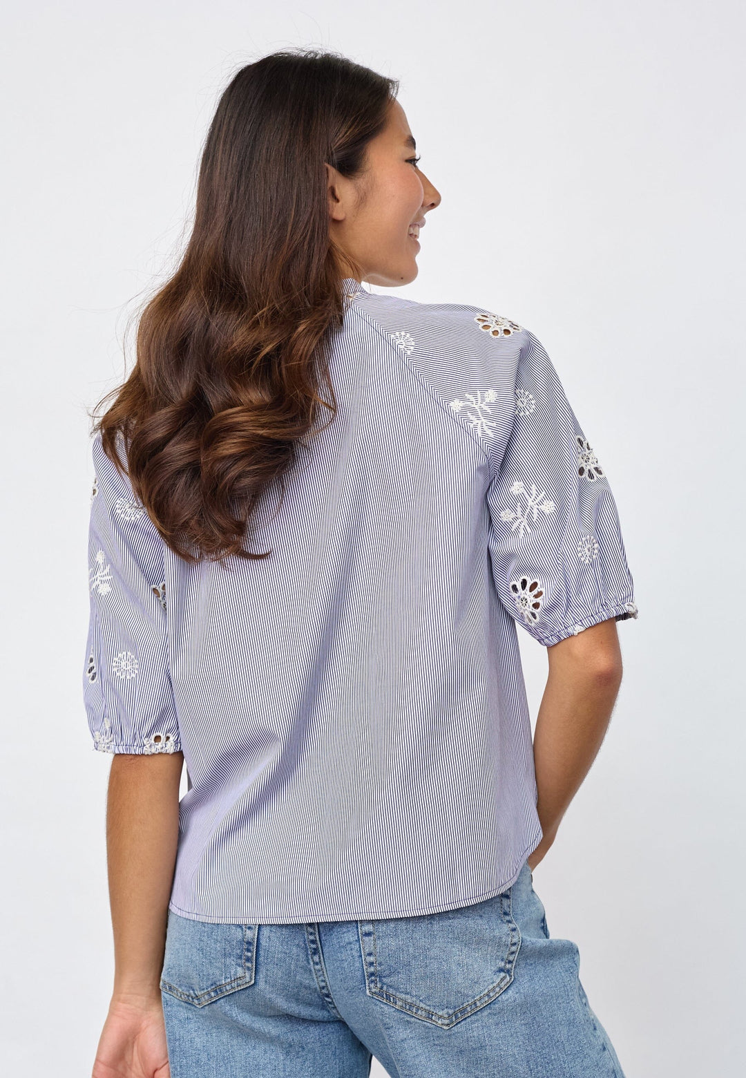 Sisters Point - Edina-Ss 19926 - 831 - Navy Stripes Skjorter 