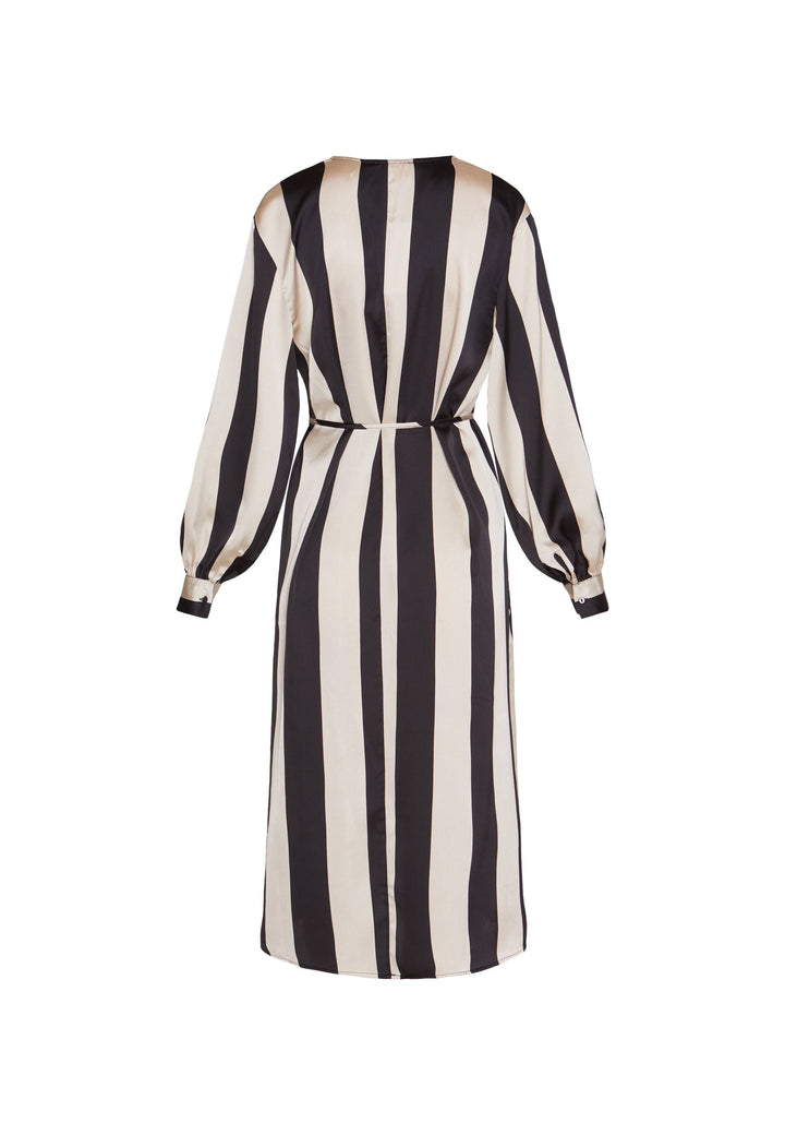 Sisters Point, Elbara-Dr, Black/Champagne