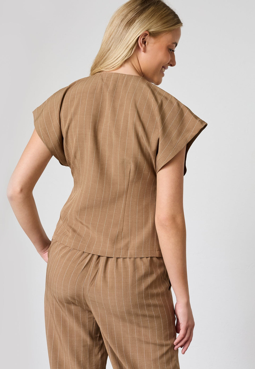 Sisters Point - Evela-Ve2 19502 - 225 - Hazelnut Pinstripe Veste 