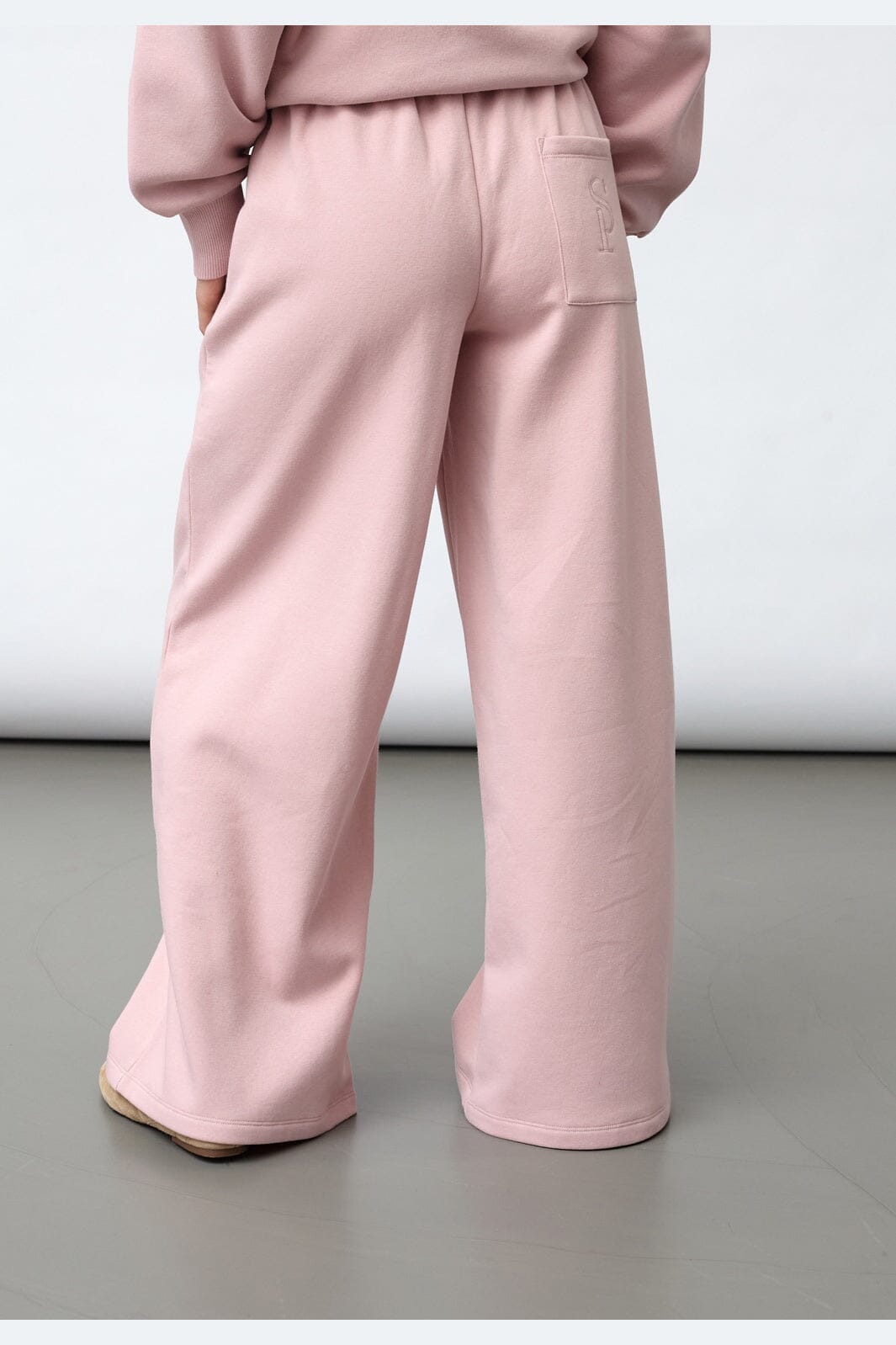 Sisters Point - Vemia-Pa 19156 - 513 - Mauve