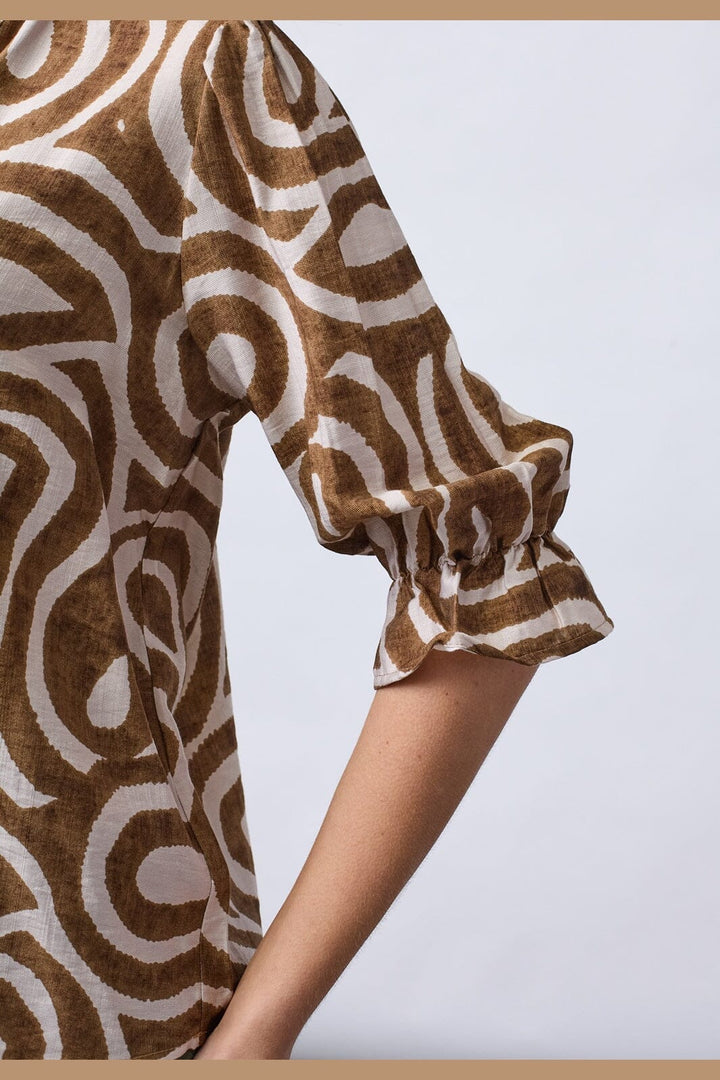 Sisters Point - Venny-Ss5 19730 - 800 - Brown Ethnic