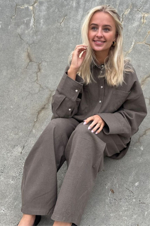 Stories From The Atelier By Copenhagen Shoes - Be You Pants CC8083 - 307 - Earth