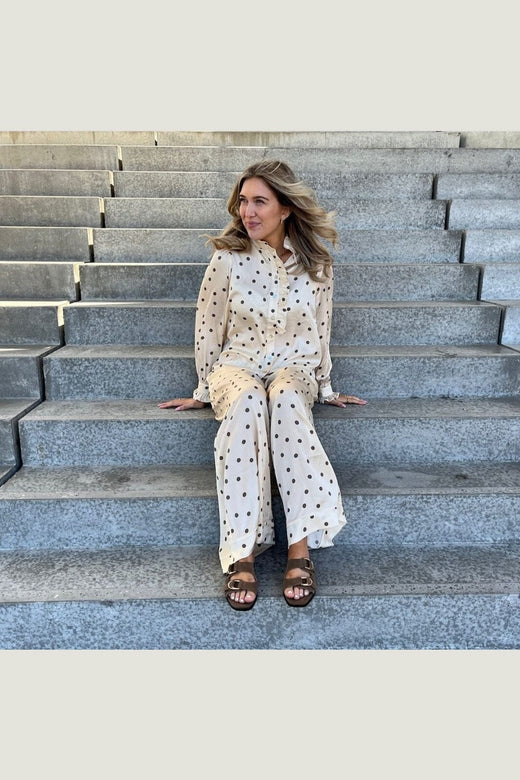 Stories From The Atelier By Copenhagen Shoes - The View Shirt CC8125 - 0012 - Off White/Brown