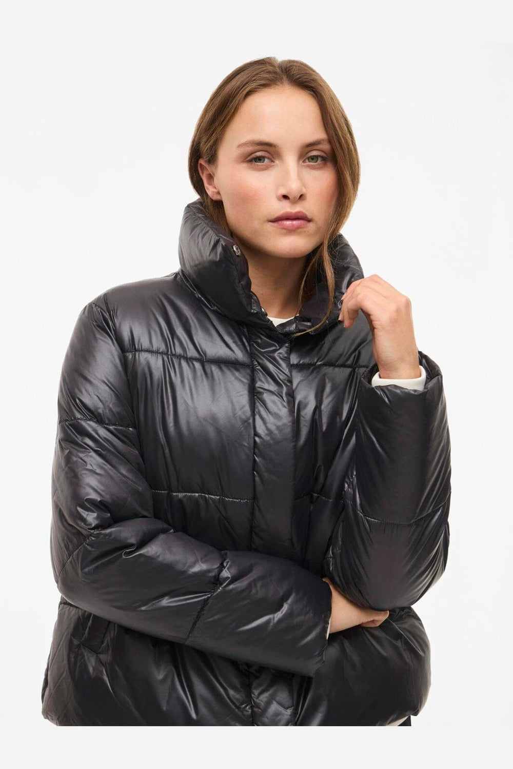 Vila - Vilidda L/S Shinny Puffer Short Jacket - 4909324 Black